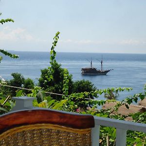 Baliku Dive Resort